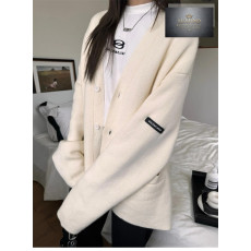 발렌시아가 로고 패치 울 블렌드 V넥 가디건