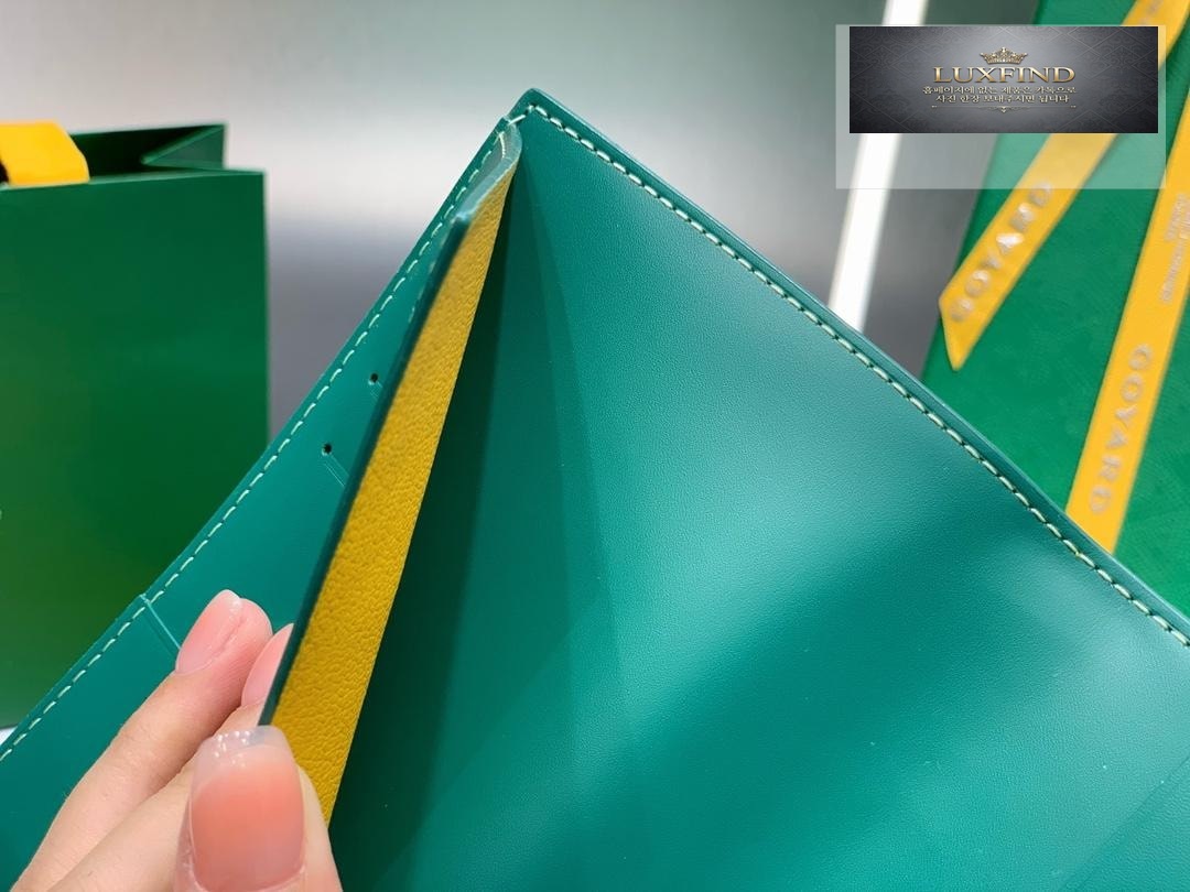 Goyard Grenelle Passport Case