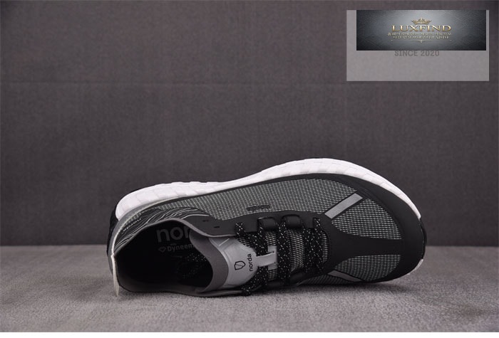 노다 001 스니커즈 블랙/그레이 Anti Slip Wear Resistant