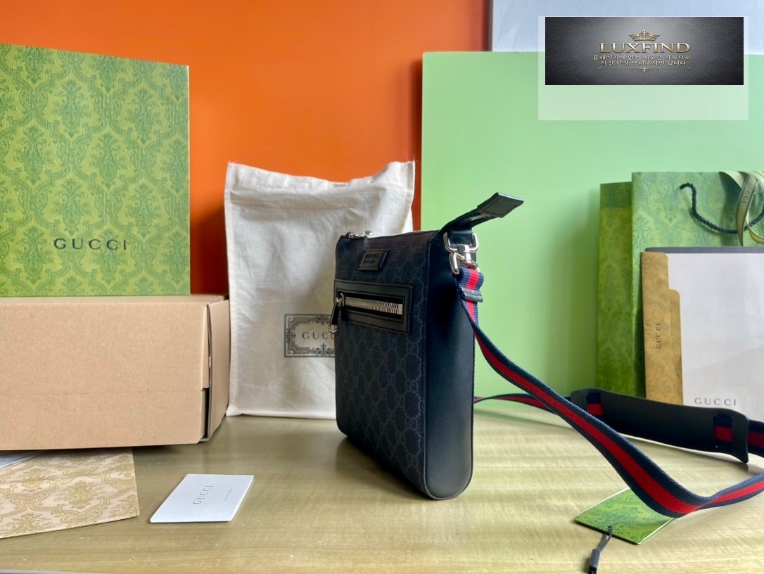 구찌 GG 블랙 스몰 메신저백