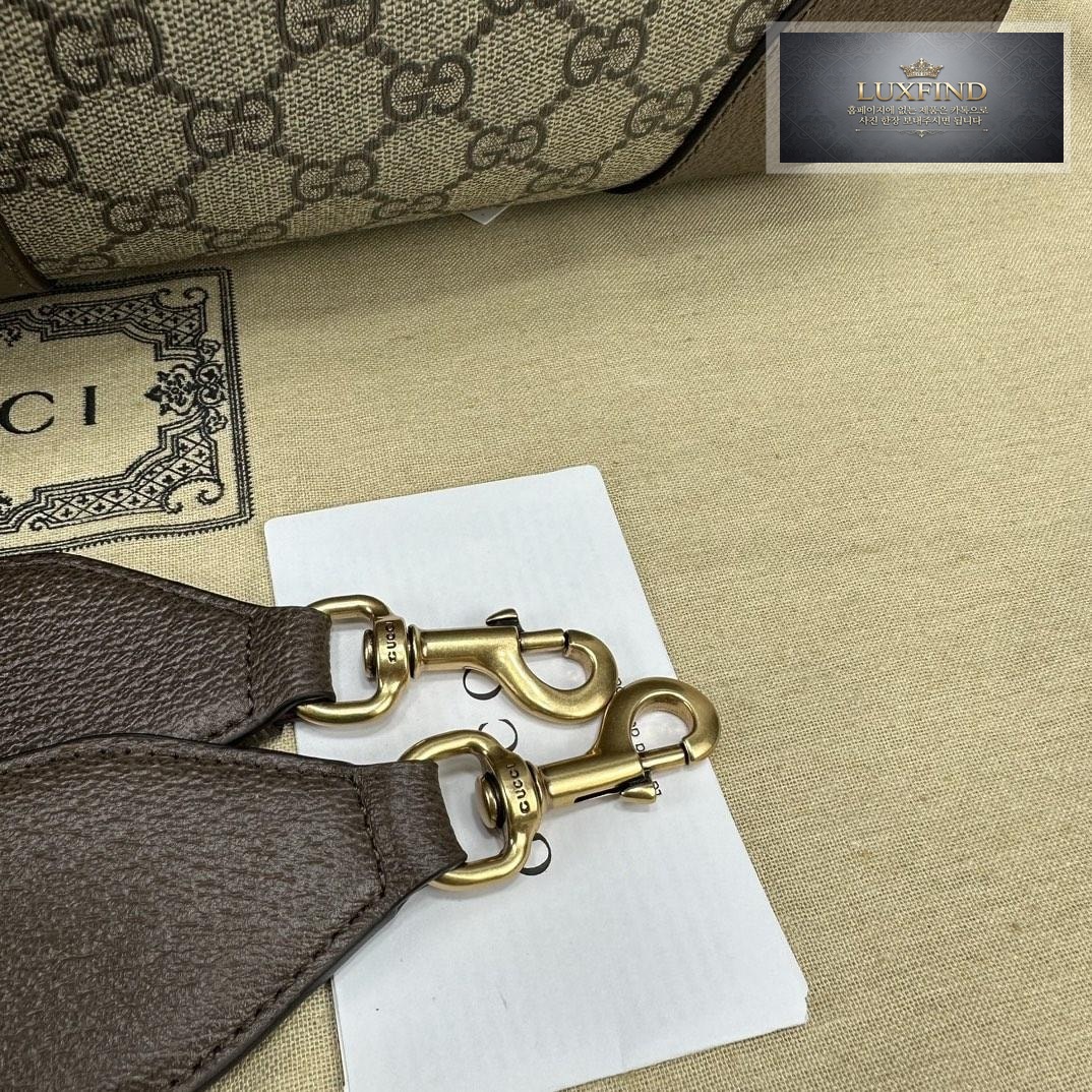 Gucci Savoy Duffel
