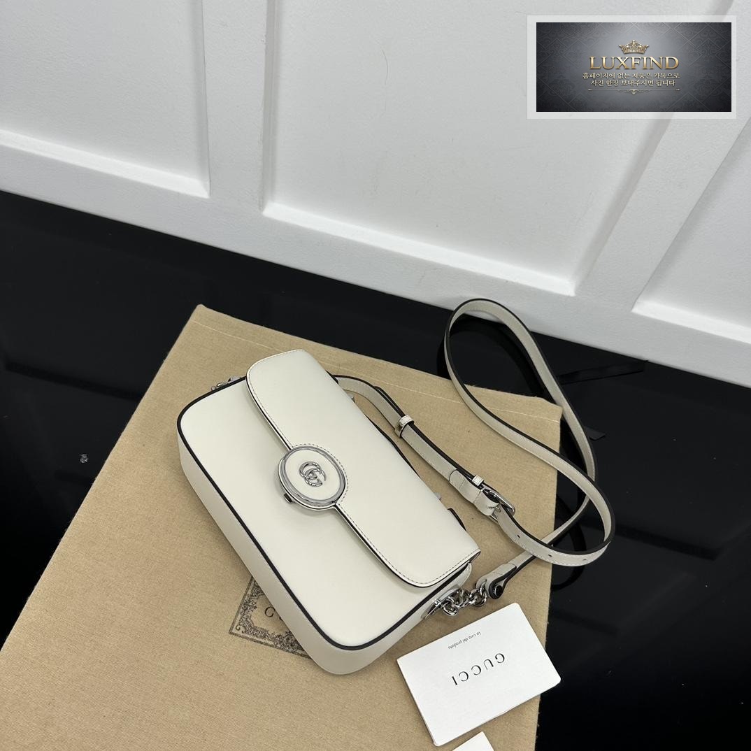 Gucci Petite GG