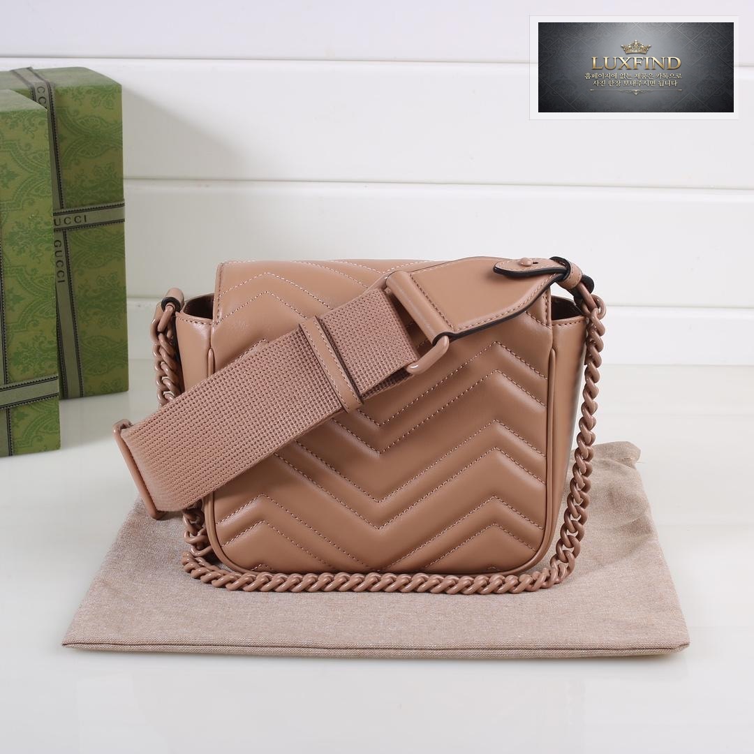 Gucci Matelasse Shoulder