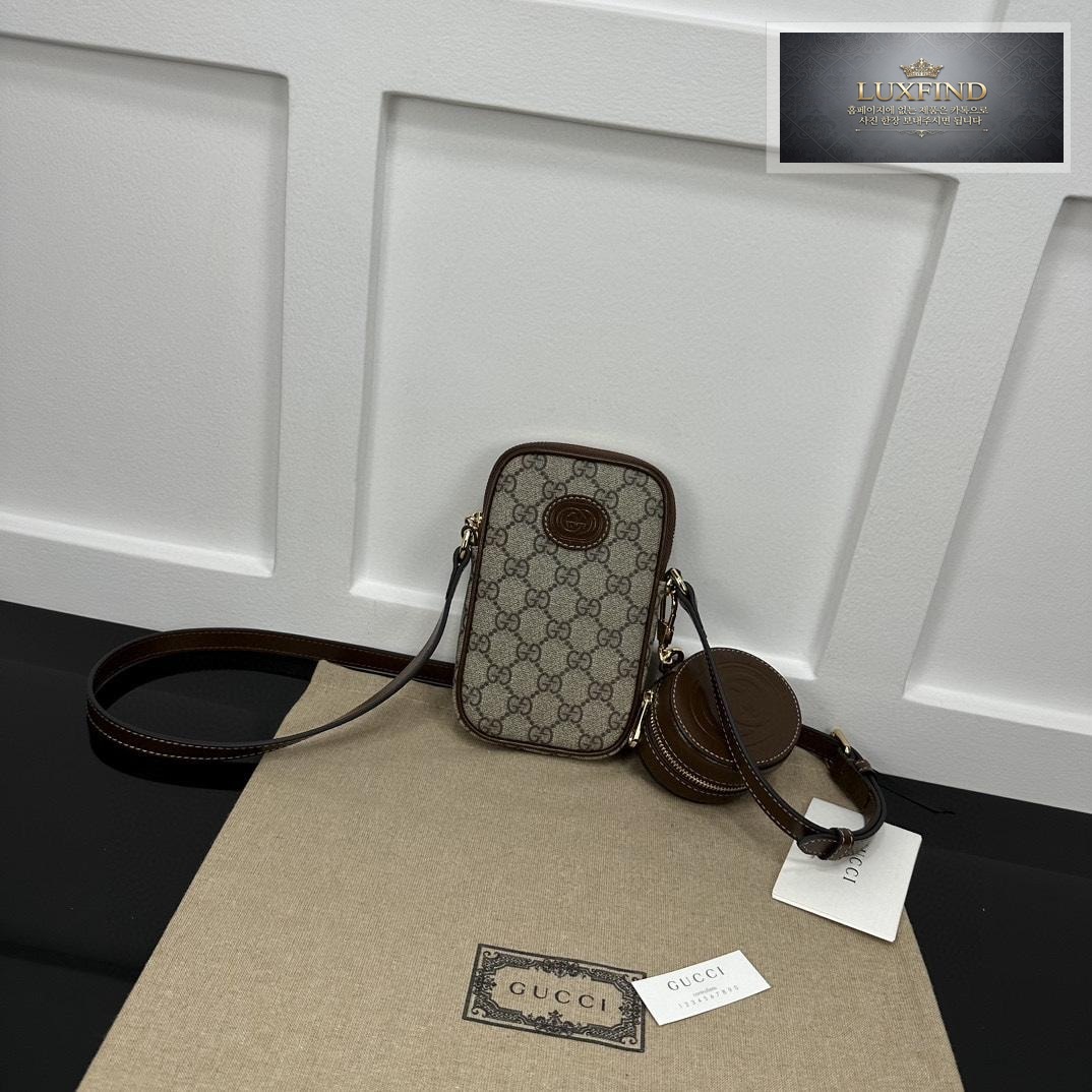 Gucci Interlocking G Cross