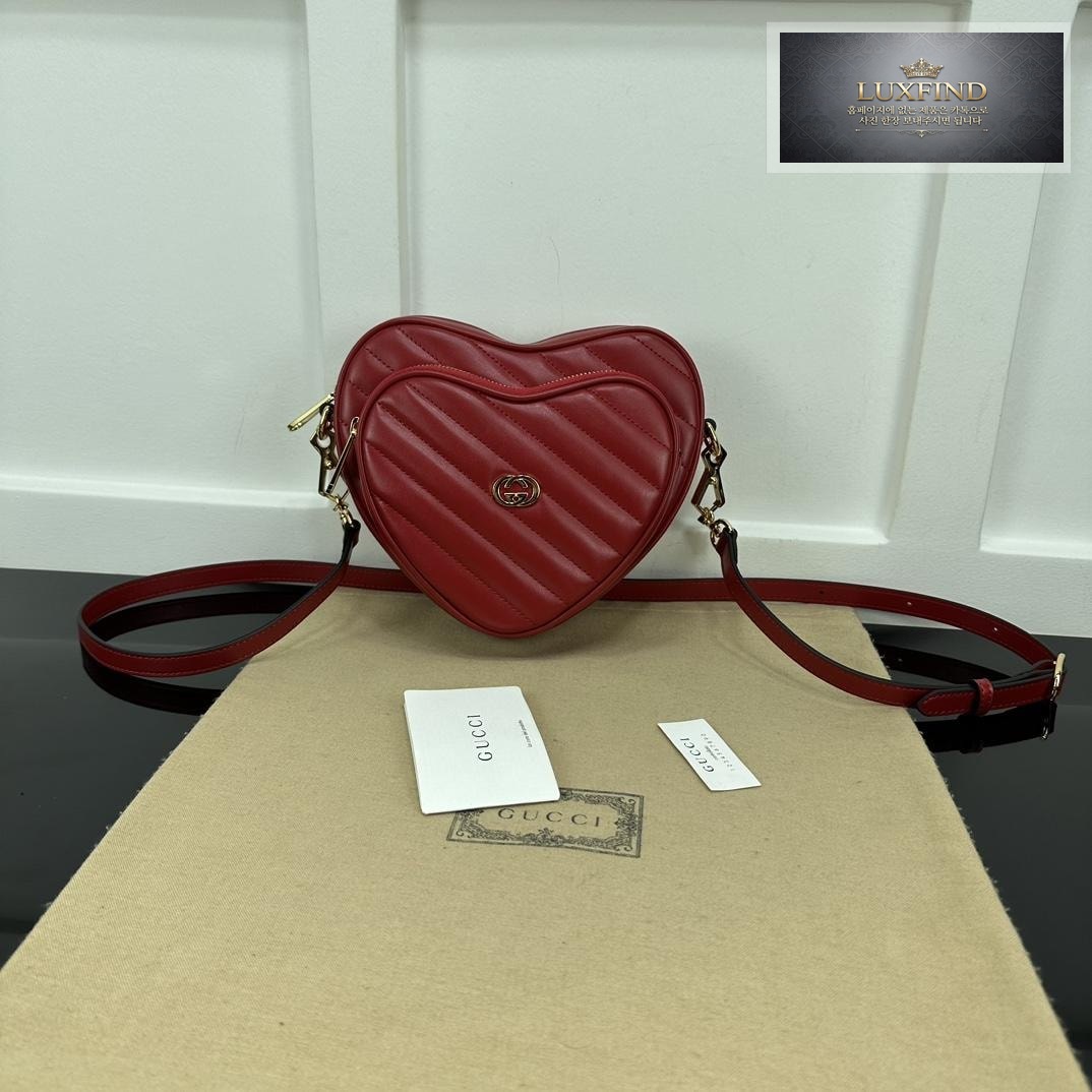 Gucci Interlocking GG Mini Heart Shoulder