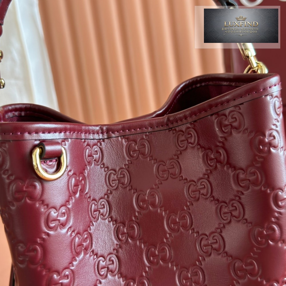 Gucci GG Emblem Bucket