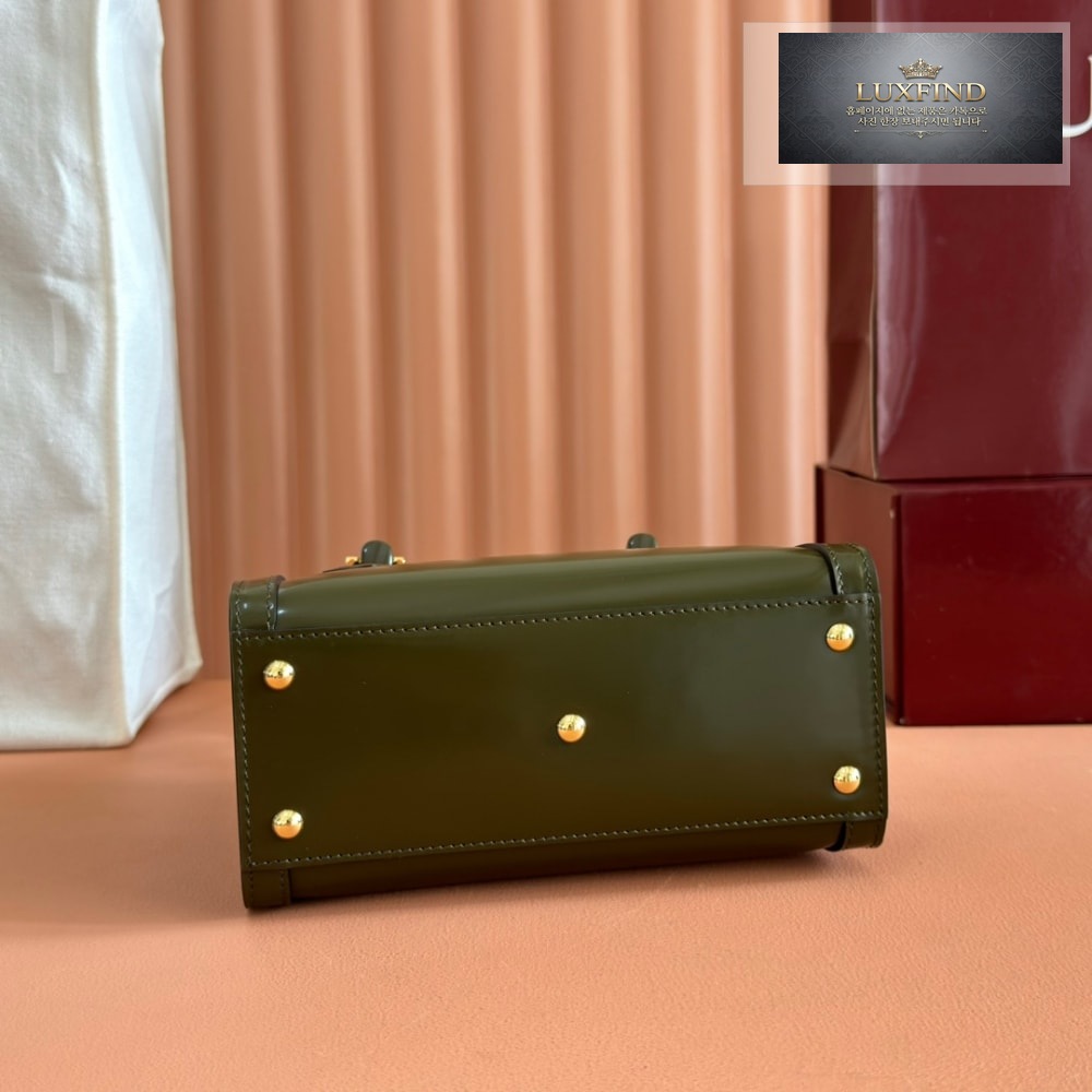 Gucci Diana Small Tote