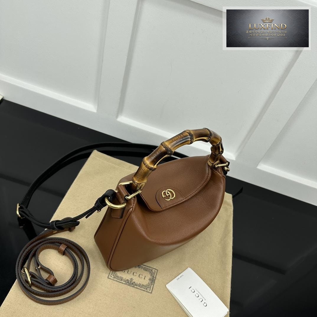 Gucci Diana Shoulder