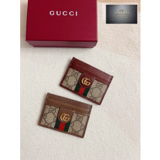 Gucci 838486