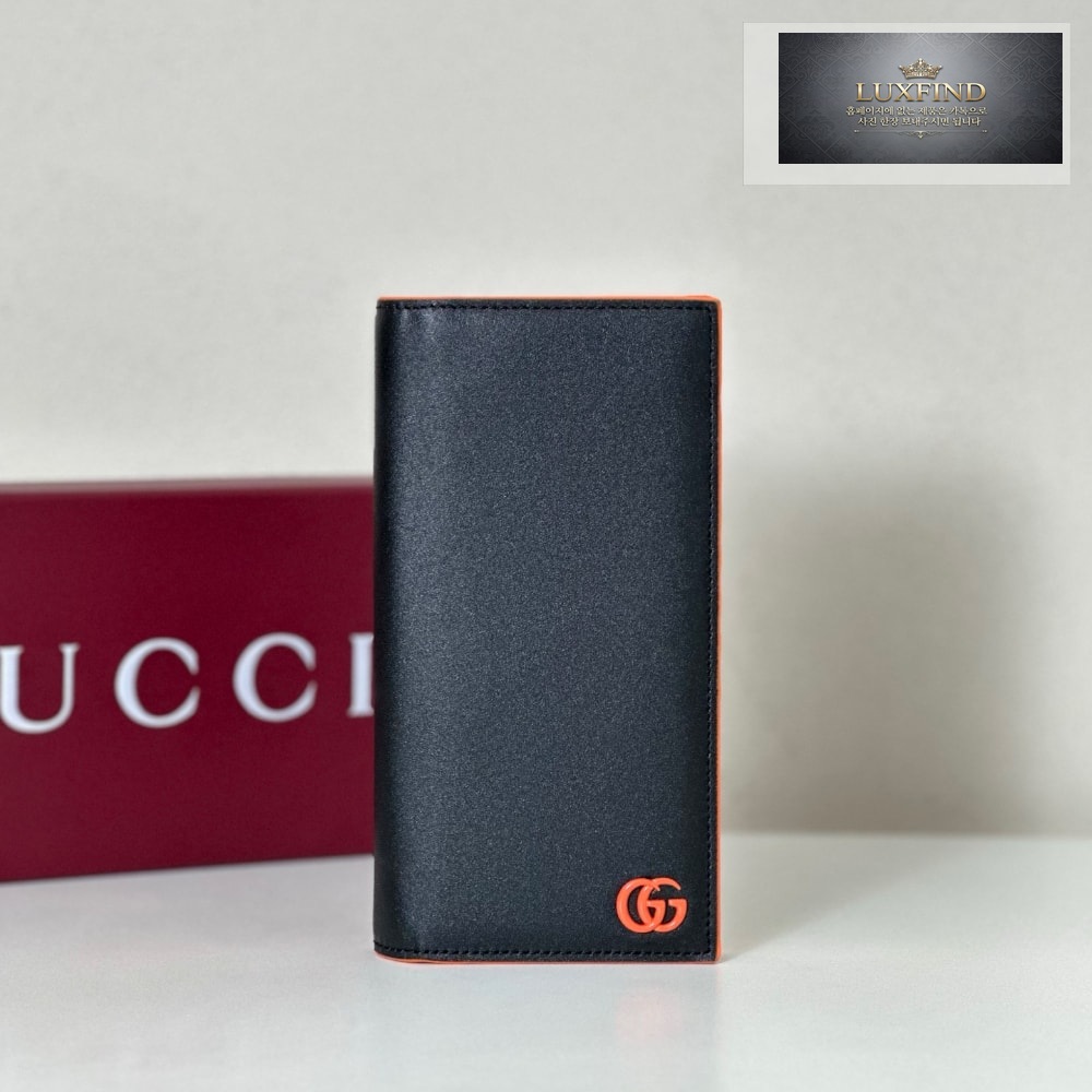 Gucci 835054