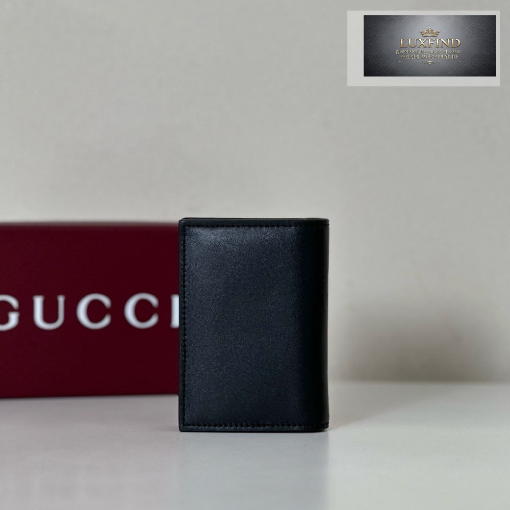 Gucci 835053