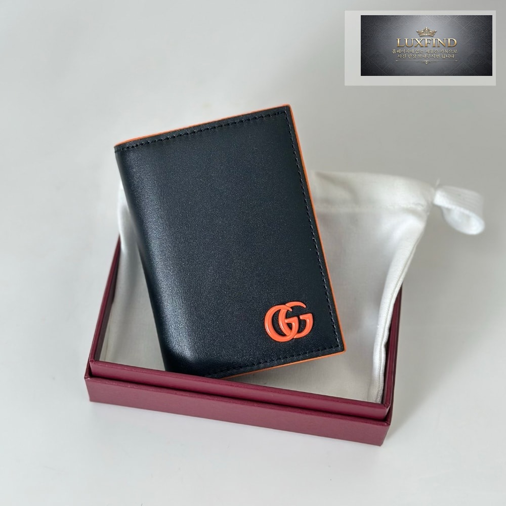 Gucci 835053