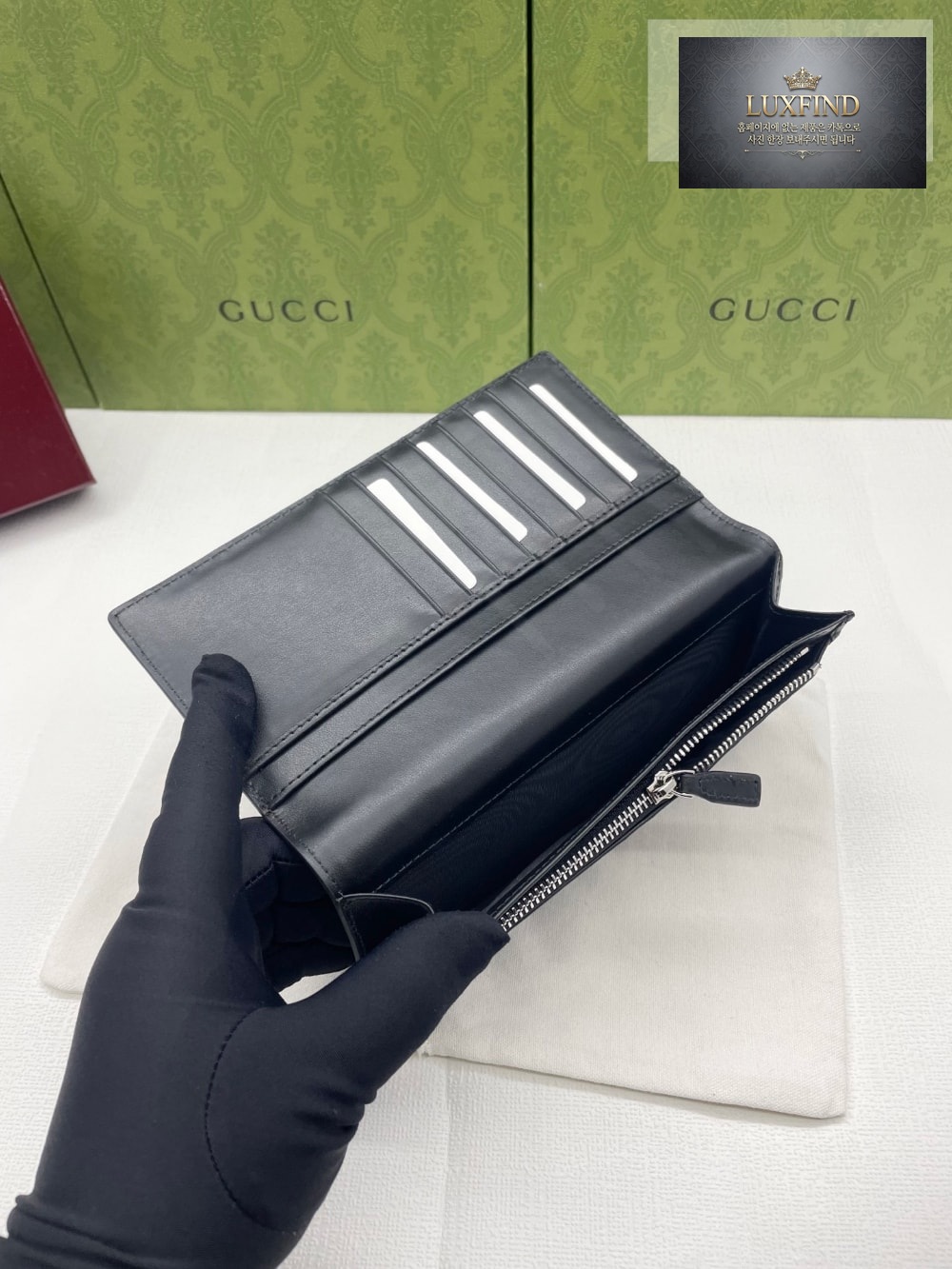 Gucci 835014