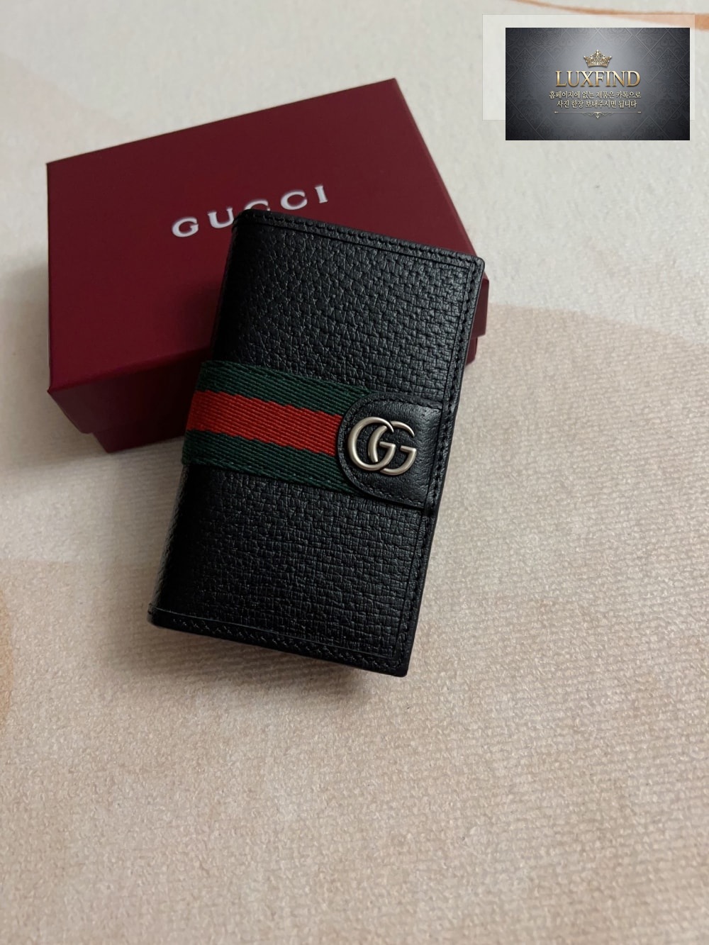 Gucci 834691