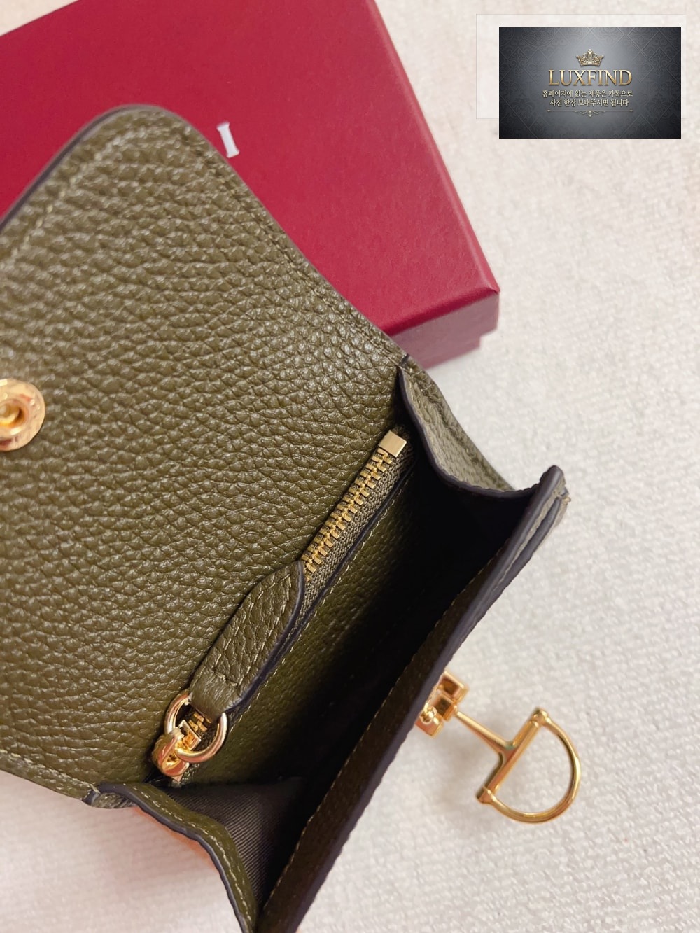 Gucci 828148