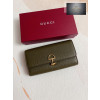 Gucci 828147