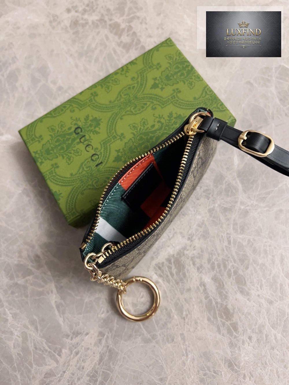 Gucci 819113