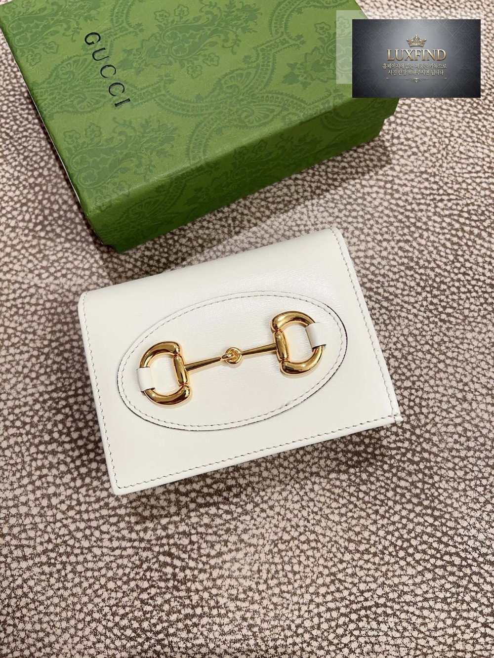 Gucci 621887