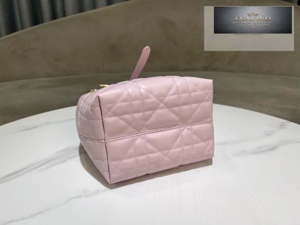 Dior Toujours Vertical Small