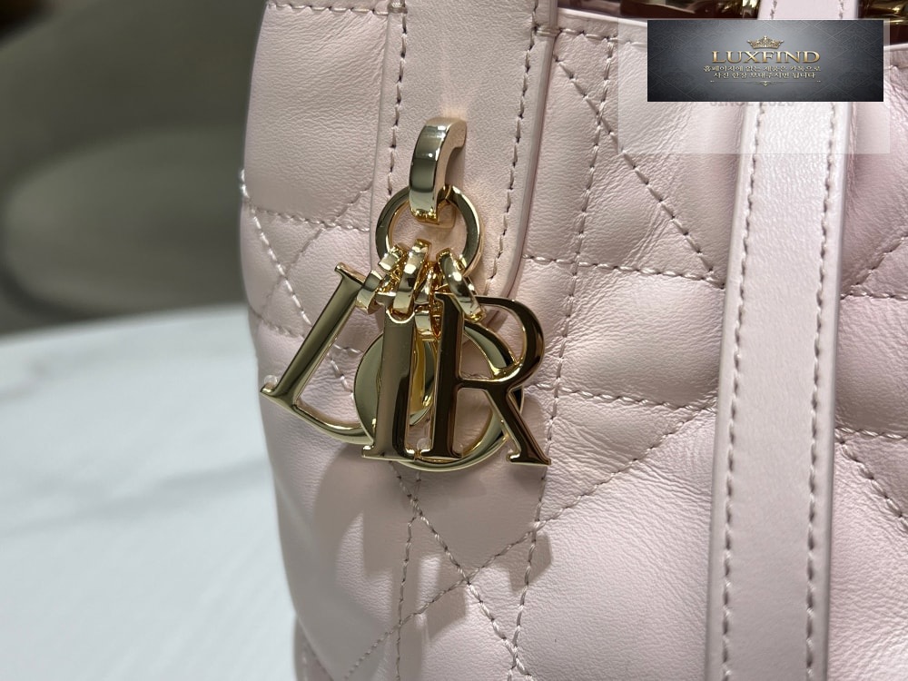 Dior Toujours Nano