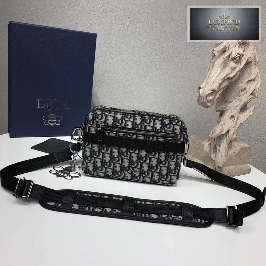 Dior Safari Messenger bag