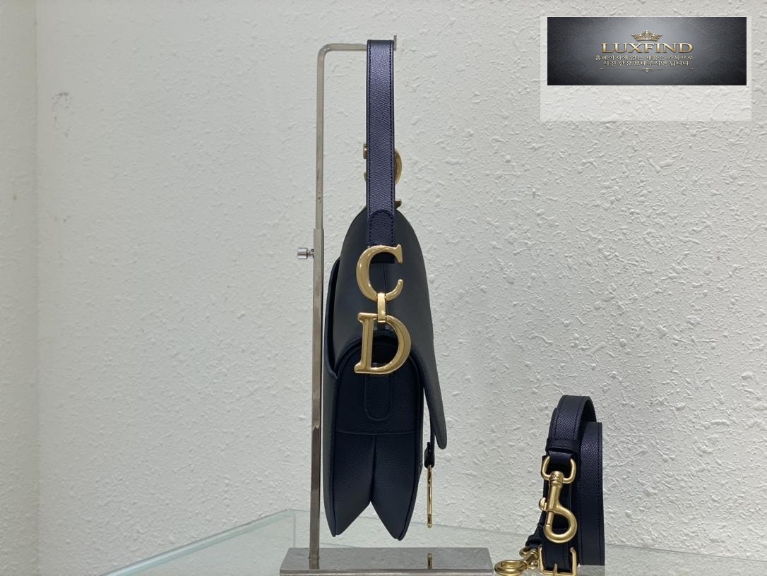 Dior Saddle With Strap
