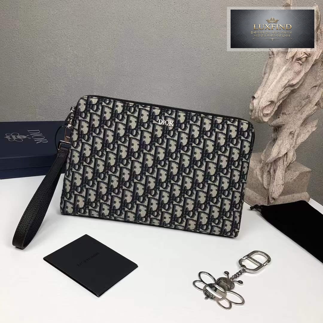 Dior Pouch