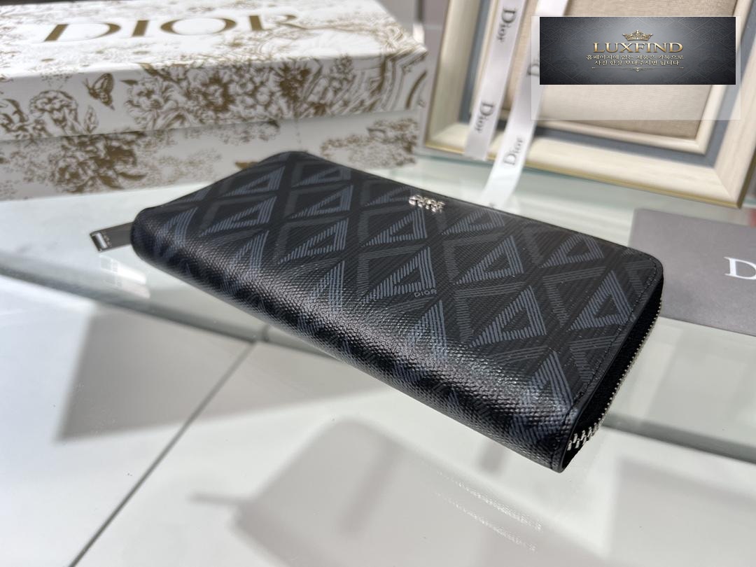 Dior Zipped Long Wallet