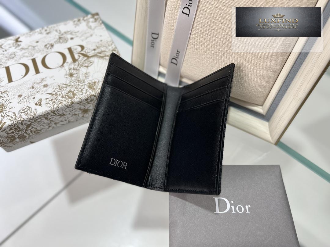 Dior Fold Card Holder