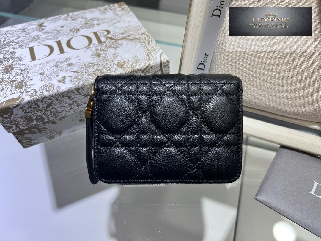 Dior Caro Compact Zipped Wallet