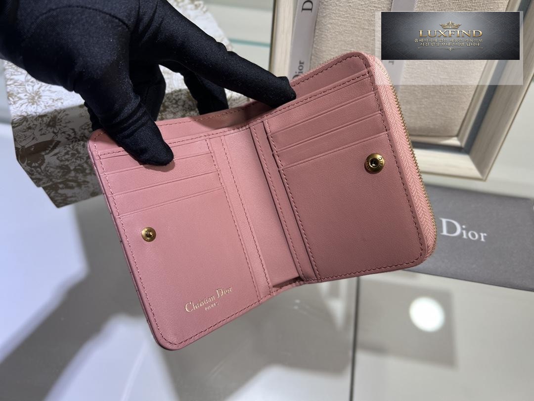 Dior Caro Compact Zipped Wallet