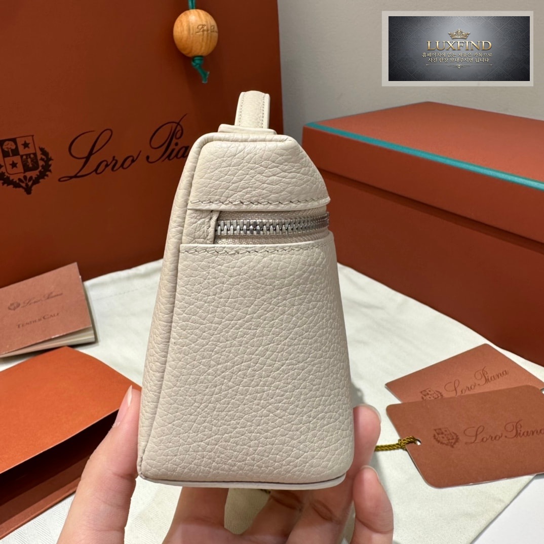 로로피아나 엑스트라 포켓 파우치 L19