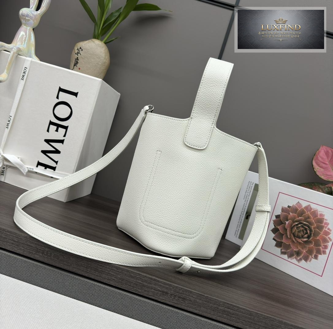 Loewe Pebble Bucket Mini
