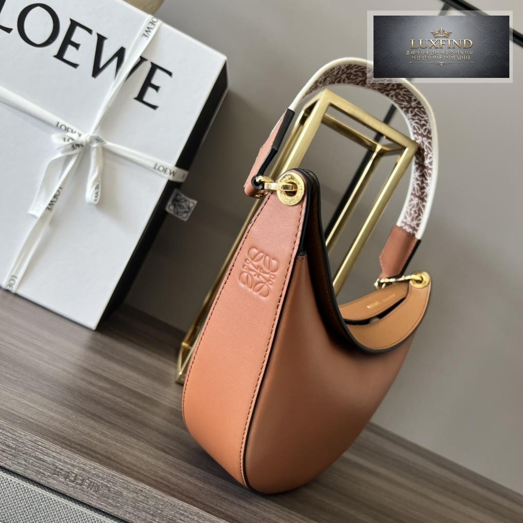 Loewe Luna Hobo