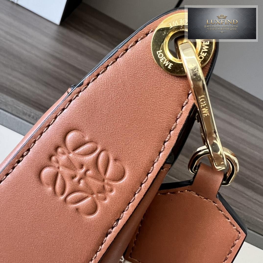 Loewe Luna Hobo