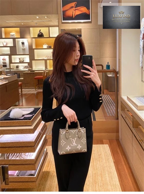 루이비통 앙프렝뜨 모노그램 온더고 BB M47054