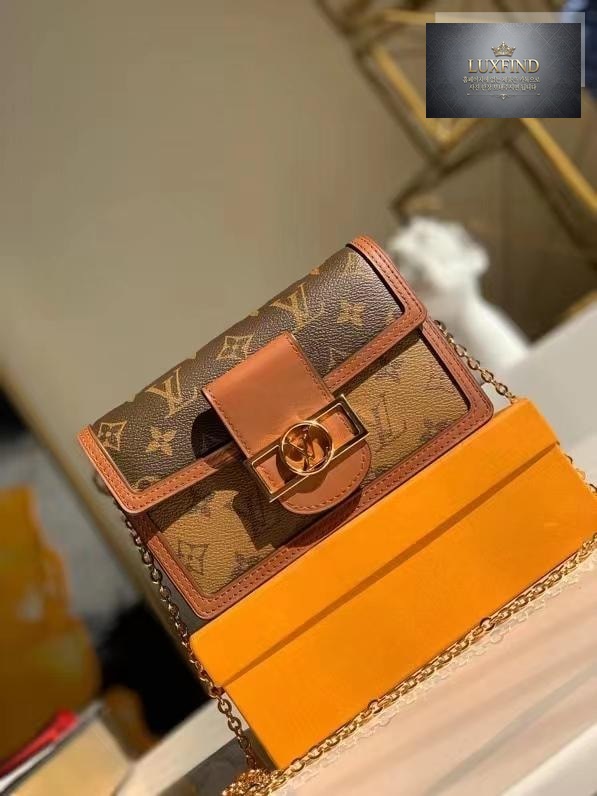 Louis Vuitton Dauphine Chain Wallet Monogram