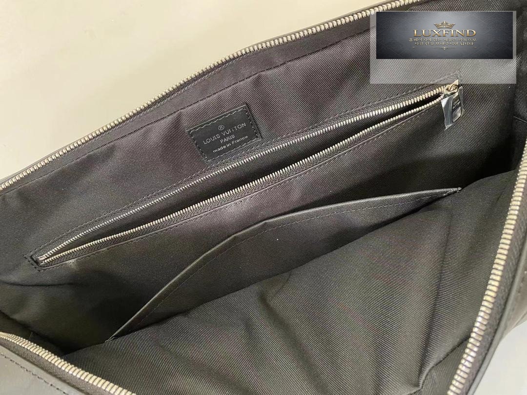 Louis Vuitton Dandy MM Epi