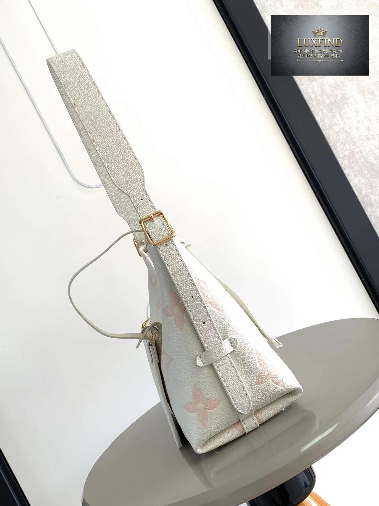 Louis Vuitton Carry All PM Bi Color