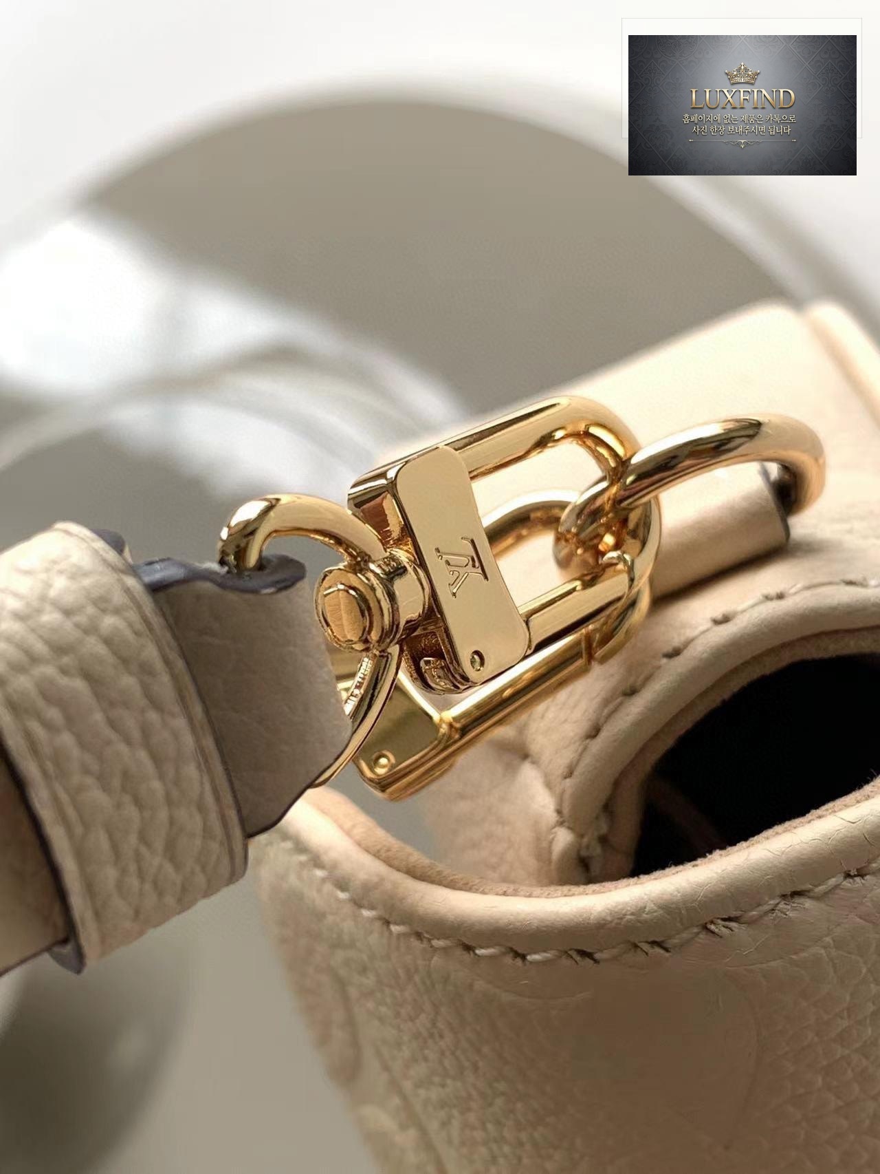 Louis Vuitton Wallet On Chain Ivy