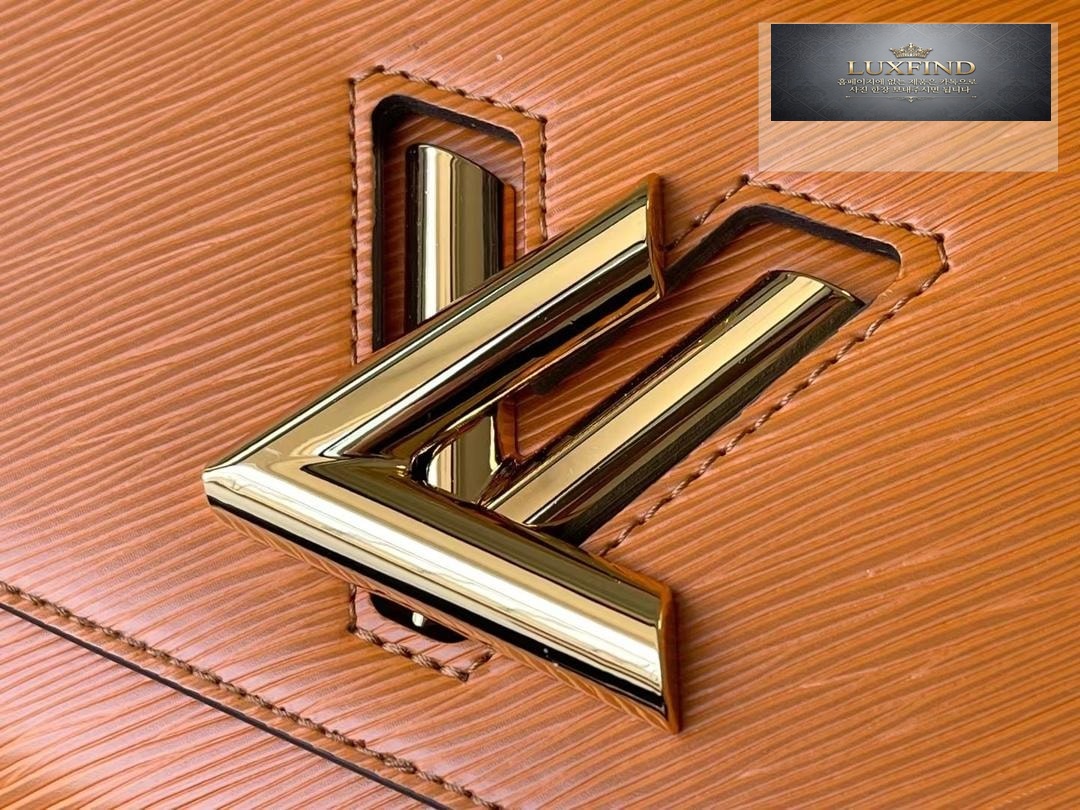Louis Vuitton Twist MM