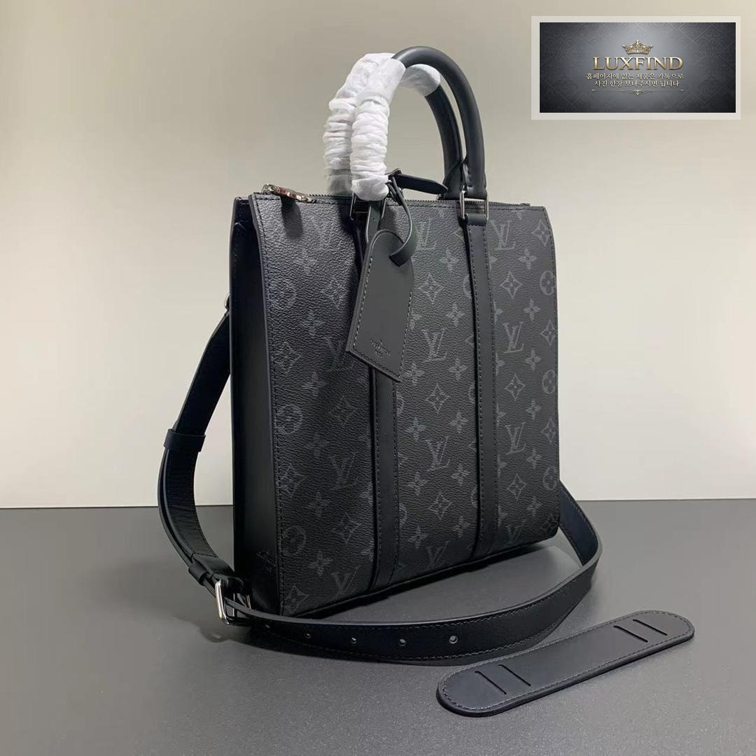 Louis Vuitton Sac Plat Monogram Eclipse