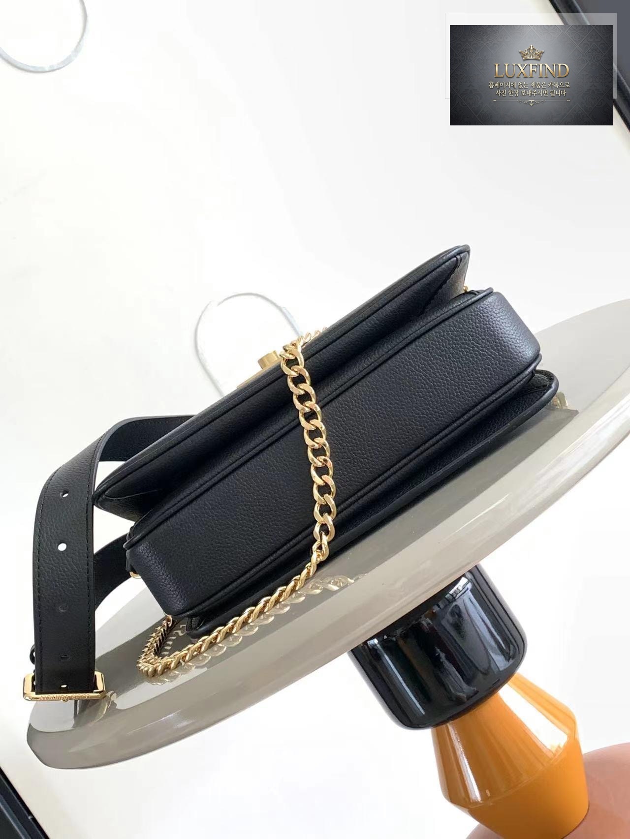 Louis Vuitton Oxford Lockme