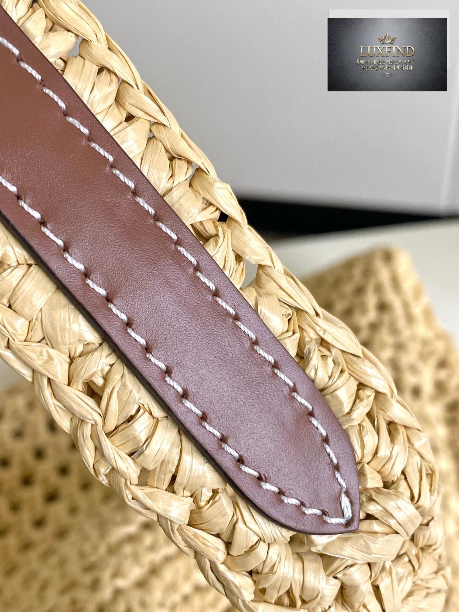 Louis Vuitton On The Go Raffia