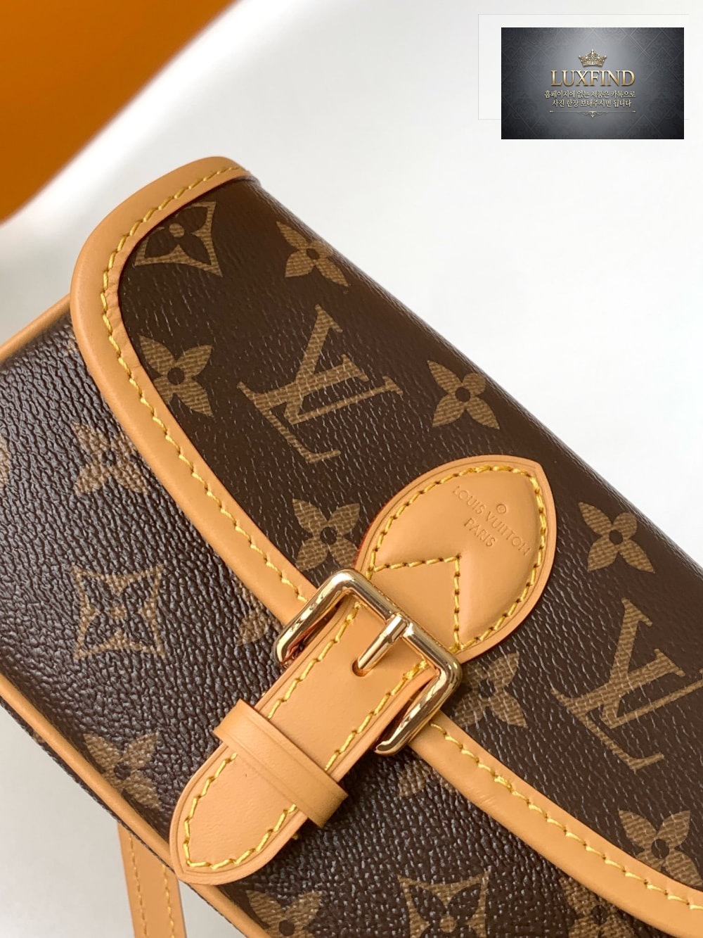 Louis Vuitton Nano Daine