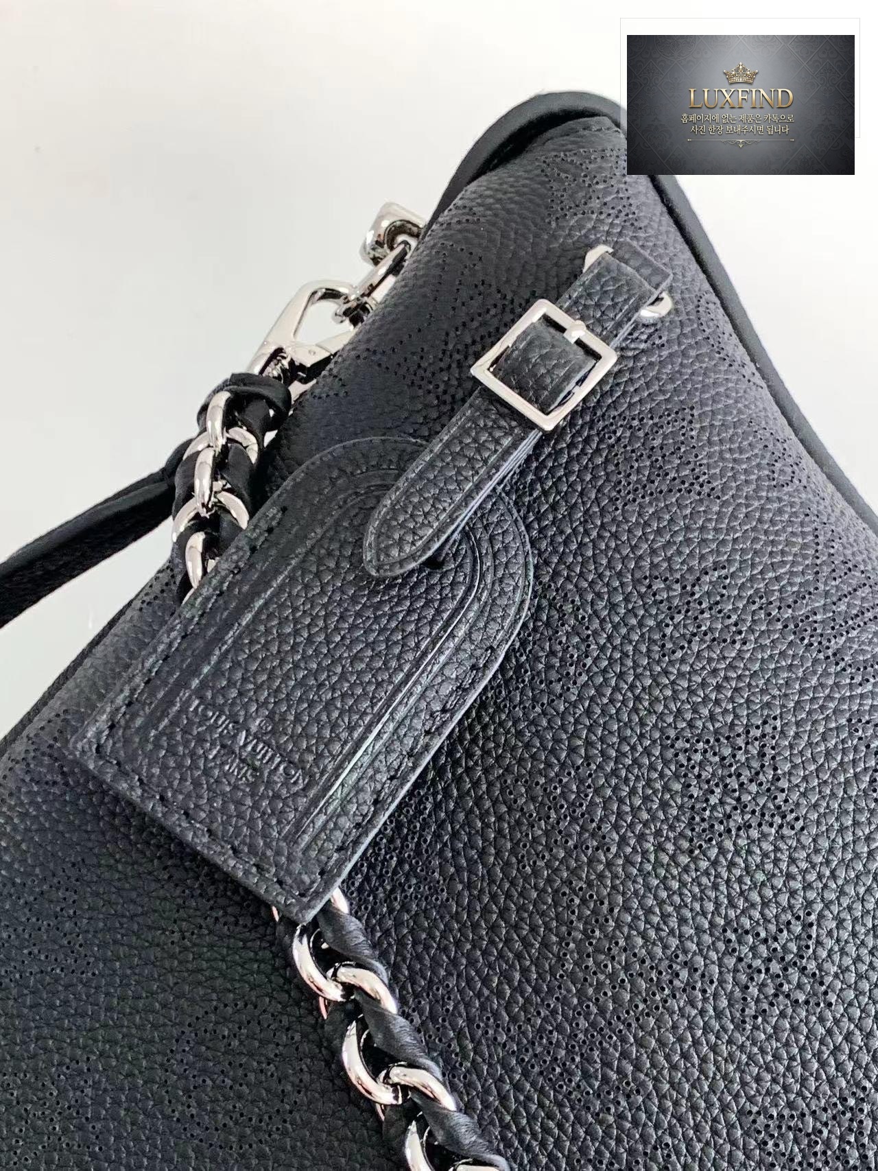 Louis Vuitton Mahina MM Hand It All