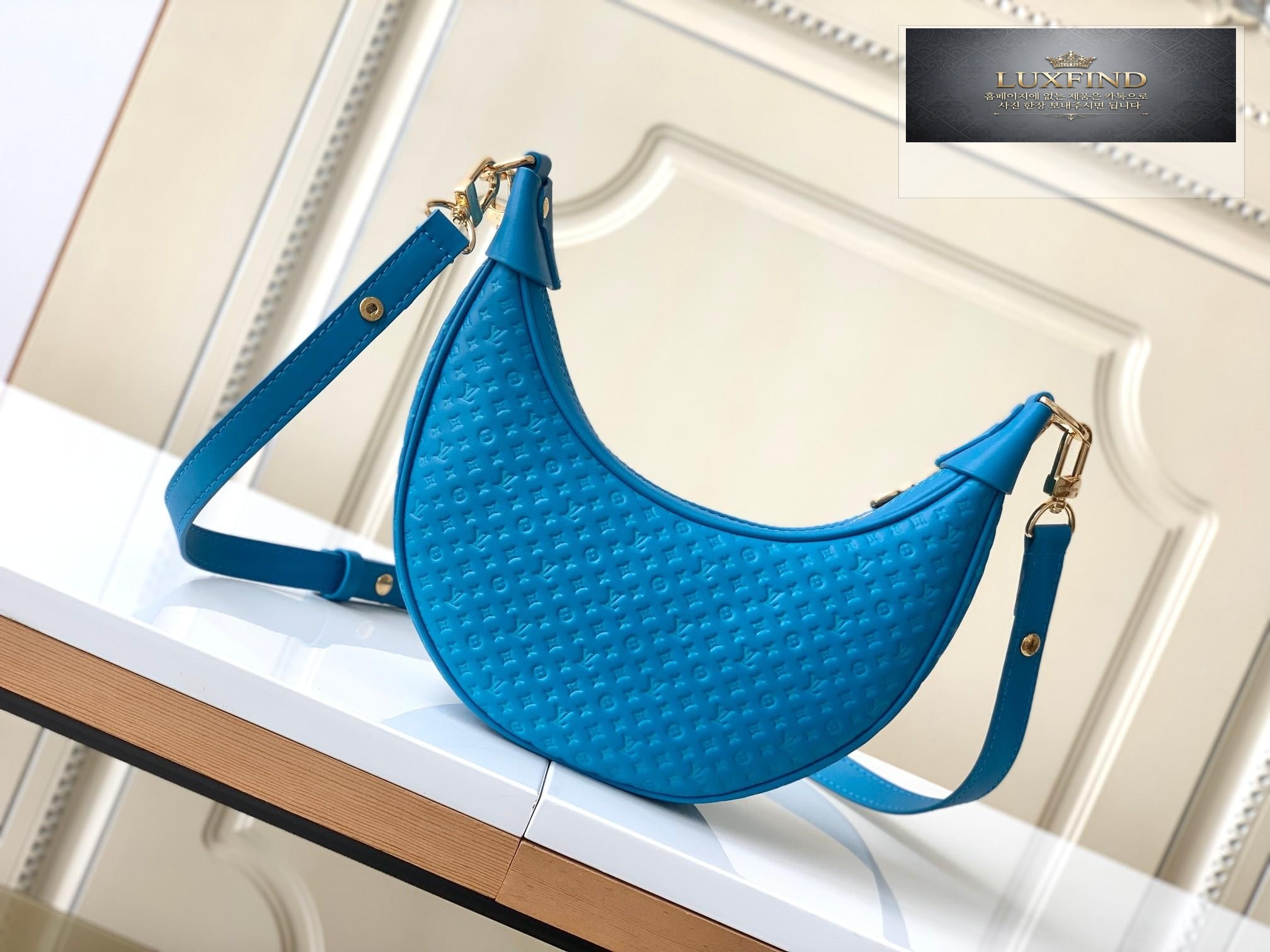 Louis Vuitton Loop H27