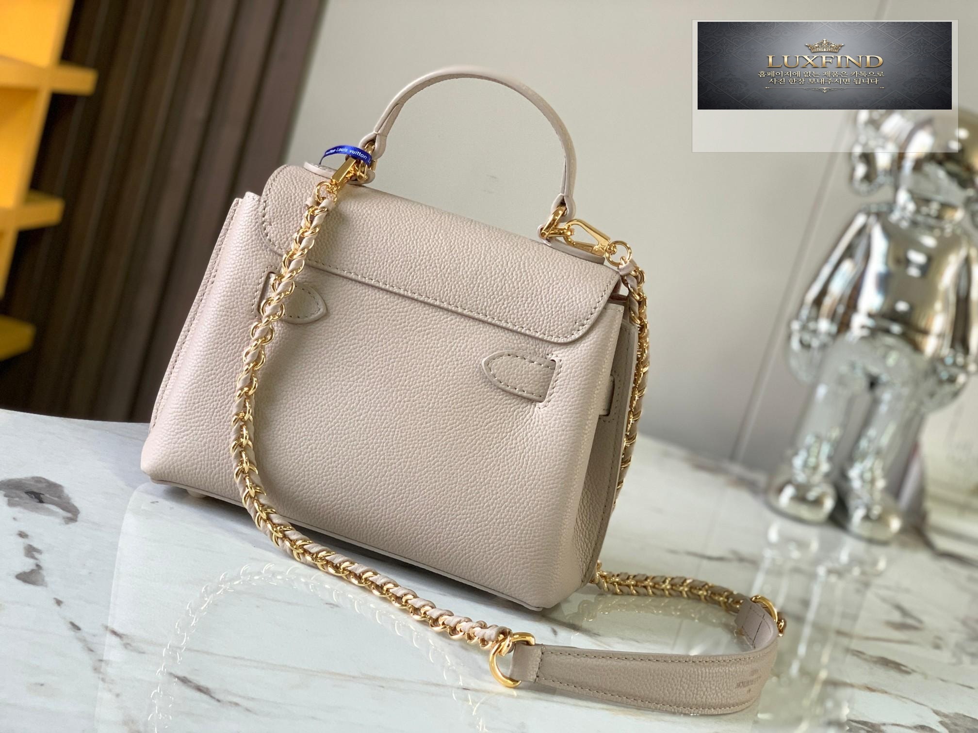 Louis Vuitton Lock Me Ever Mini