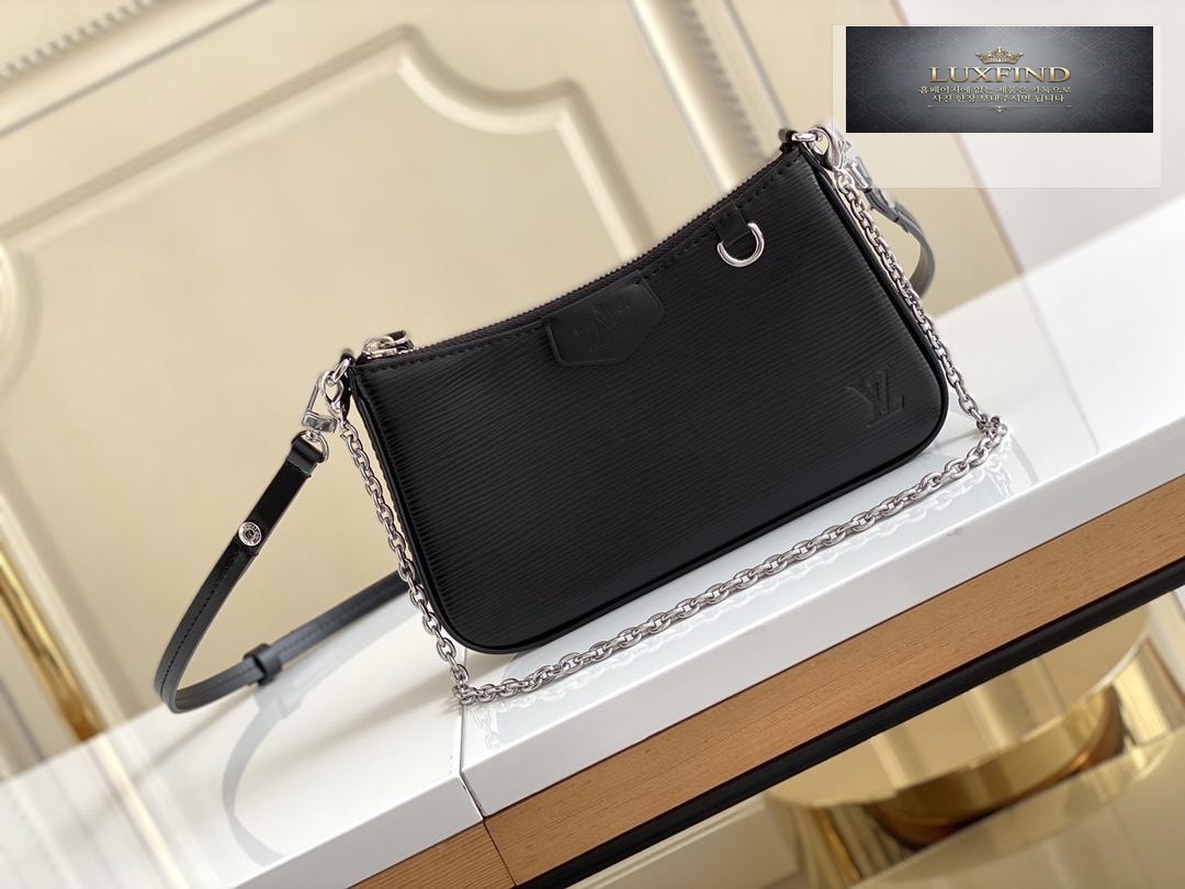 Louis Vuitton Easy Pouch on Strap Epi