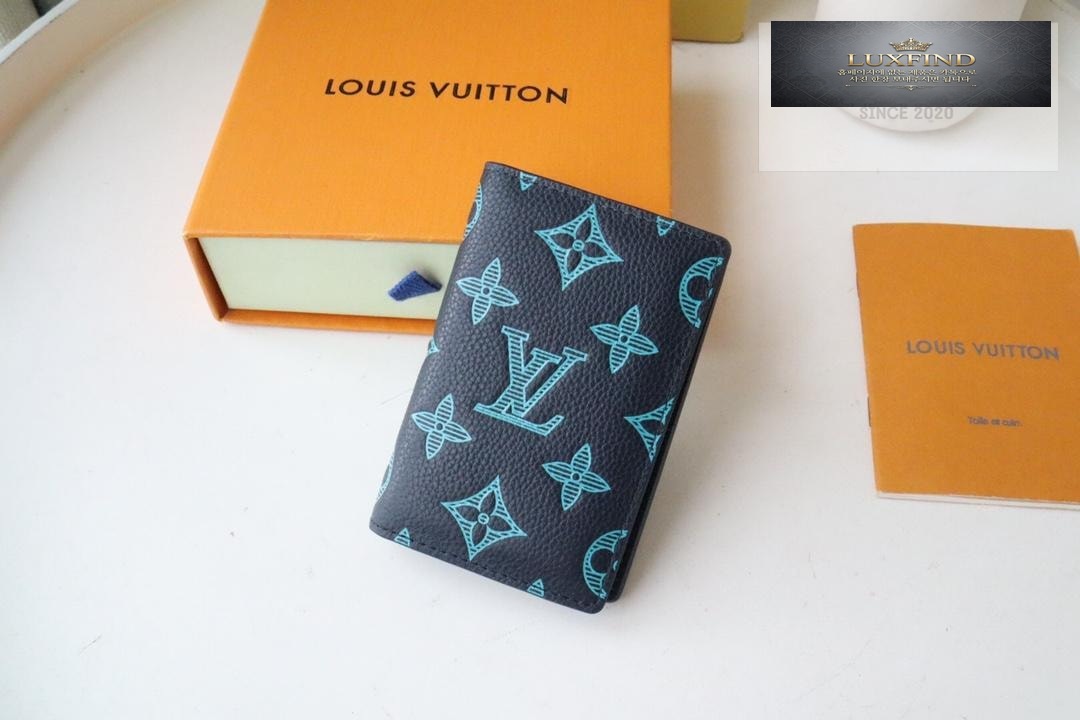 Louis Vuitton M82322